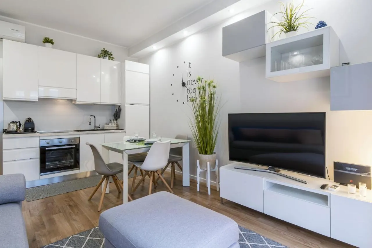 Easylife - Moderno E Fresco Trilocale In Uno Dei Quartieri Piu Moderni Della Citta Gioia-Porta Nuova Milán