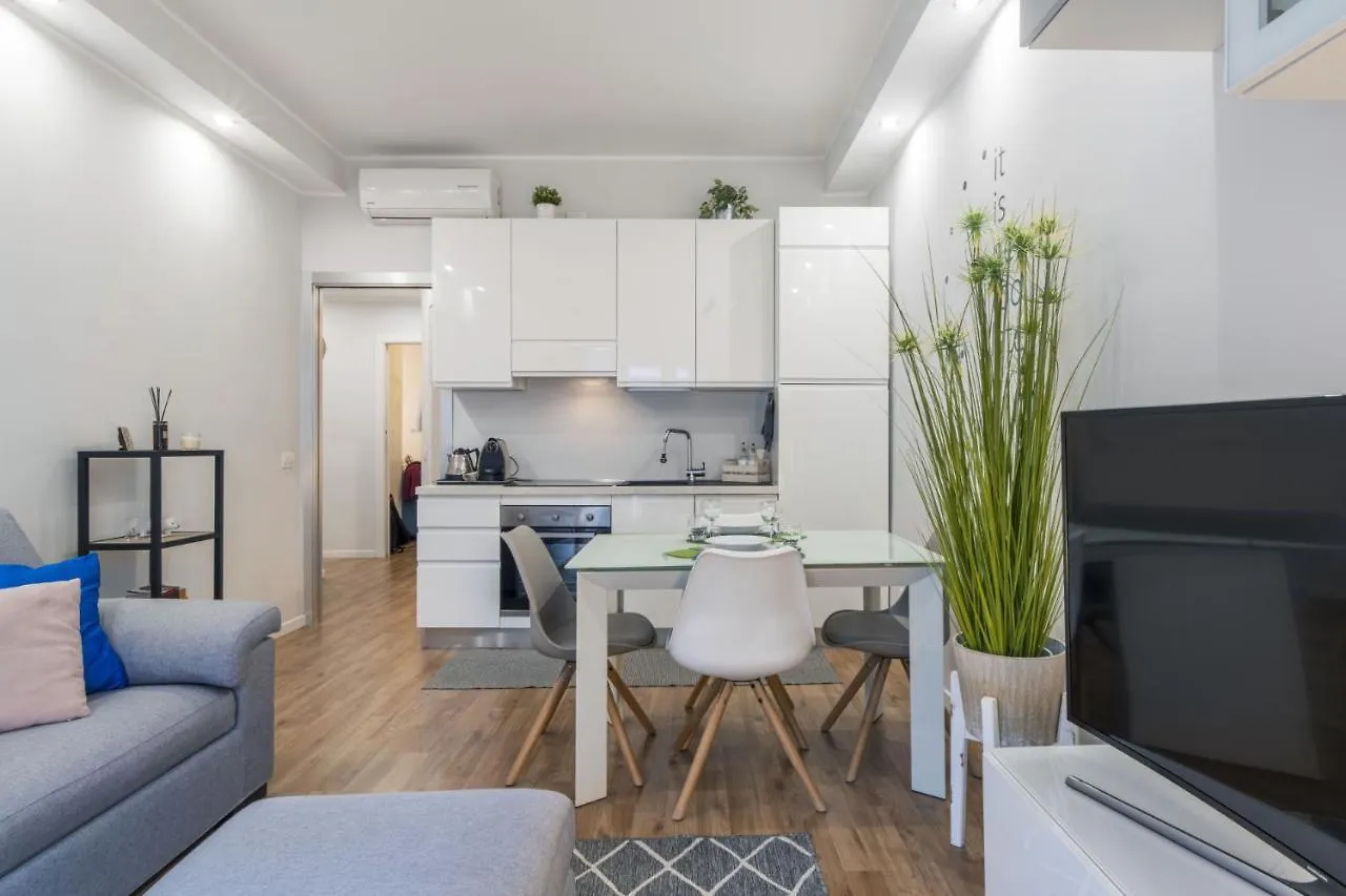 Easylife - Moderno E Fresco Trilocale In Uno Dei Quartieri Piu Moderni Della Citta Gioia-Porta Nuova Milano Lägenhet